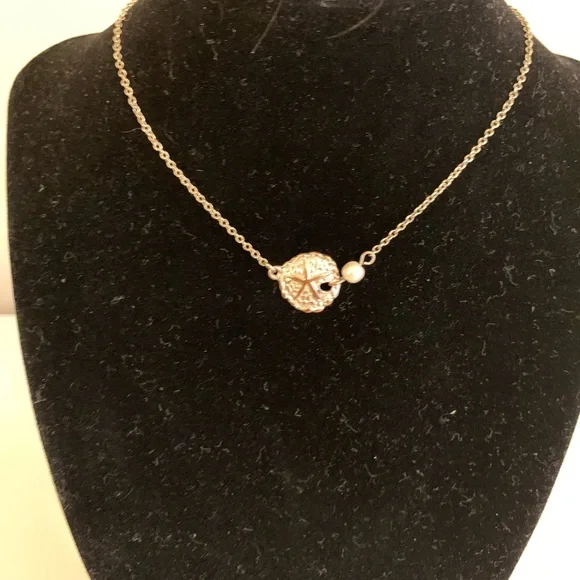 Starfish and Pearl Chocker Style Necklace - Picture 2 of 3